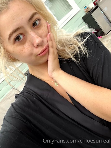 Chloe Surreal