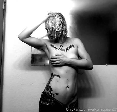 Valkyriequeen27