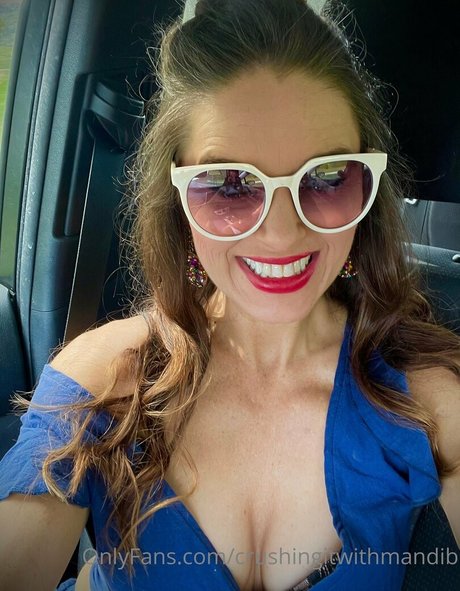 Crushingitwithmandib