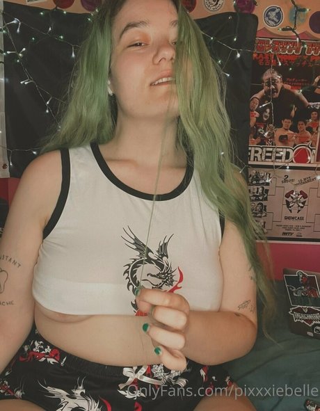 Pixxxiebelle