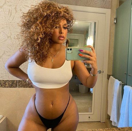 Aisha Thalia