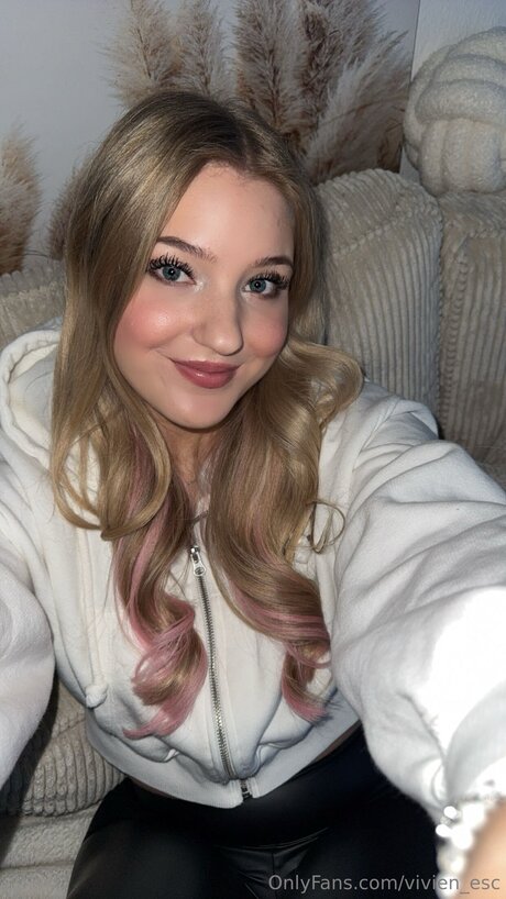 Vivien Esc