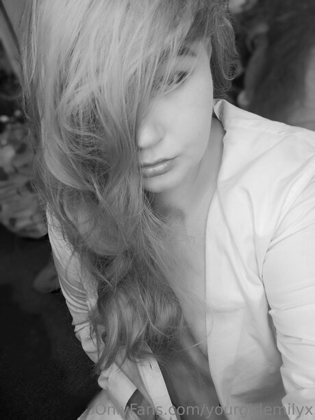 Yourgirlemilyx