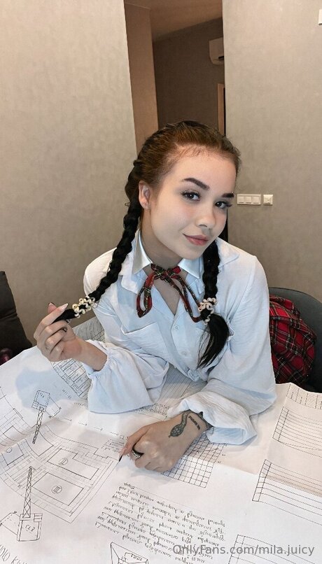 Mila Juicy