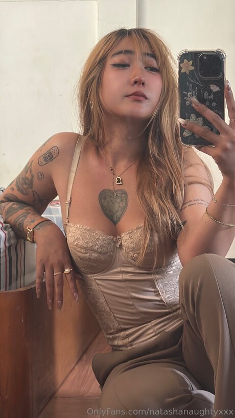 Natashanaughtyxxx