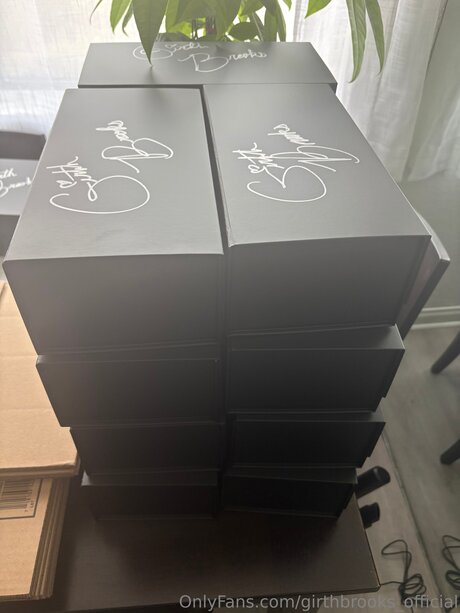 Girthbrooks Official