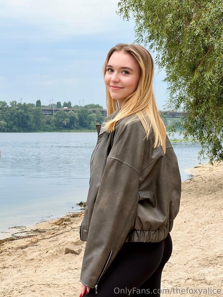 Thefoxyalice