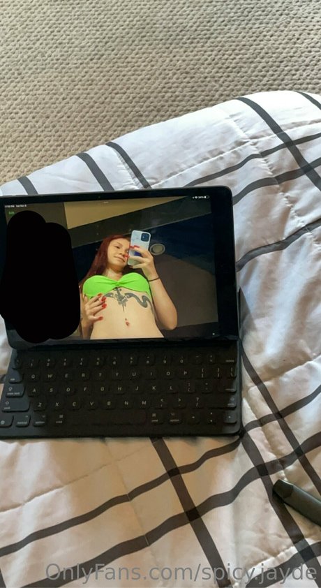 Spicy Jayde Spicyjayde