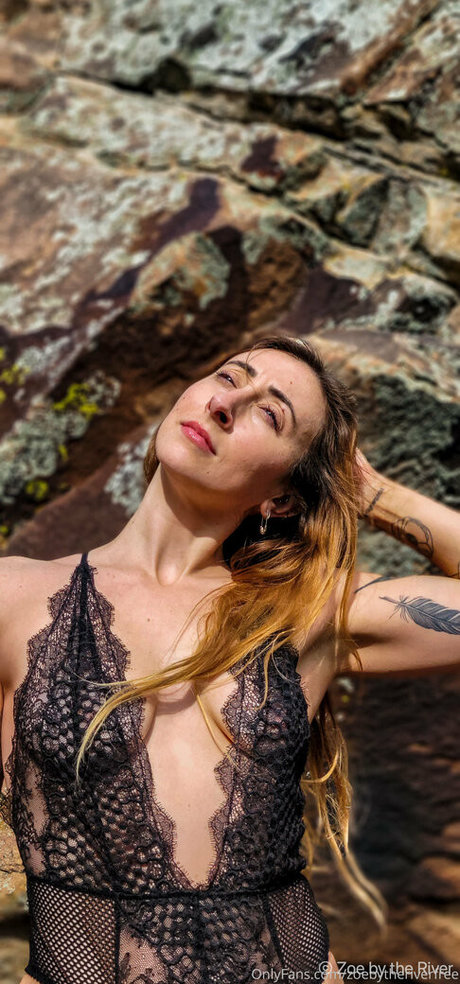 Zoebytheriverfree