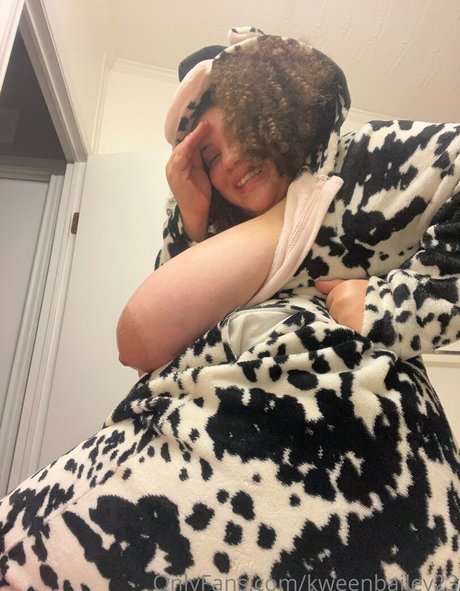 Kweenbailey23