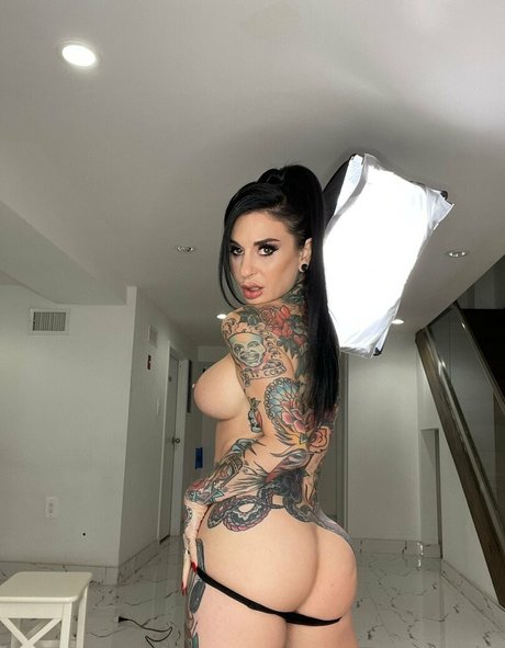 Joanna Angel