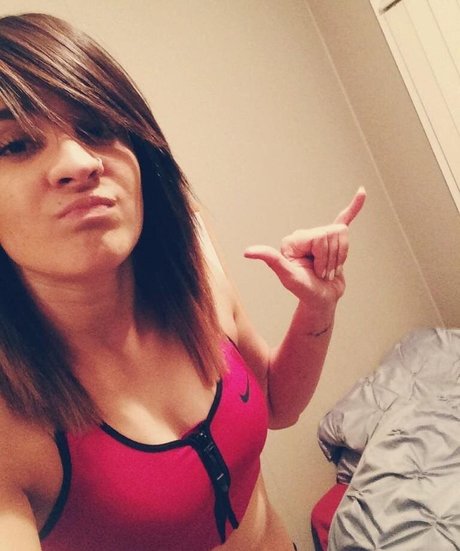Dakota Kai