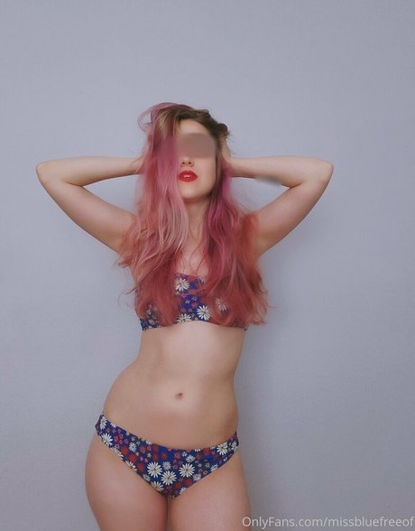 Missbluefreeof