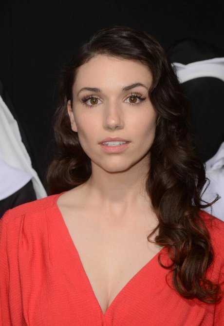 Grace Caroline Currey