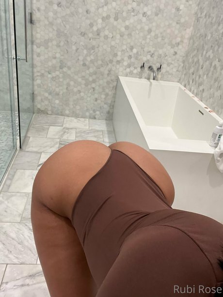 Rubi Rose