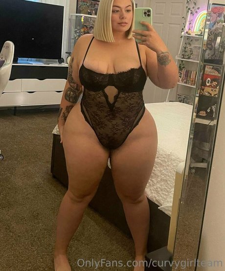 Curvygirlteam
