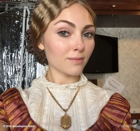 Annasophia Robb