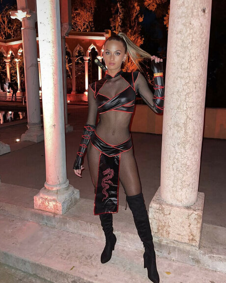 Sydney Marshall  Sydneymarshal