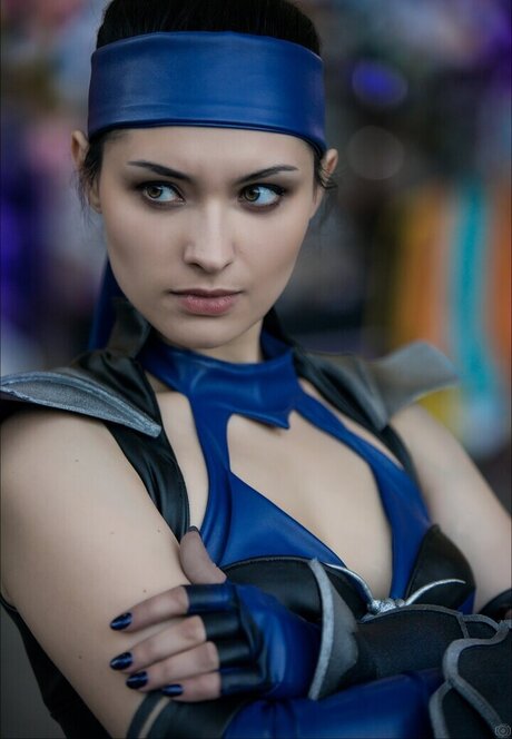 Mortal Kombat Erotic Cosplay