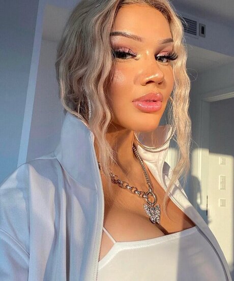 Shirin David