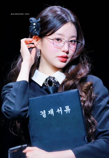 Jang Wonyoung