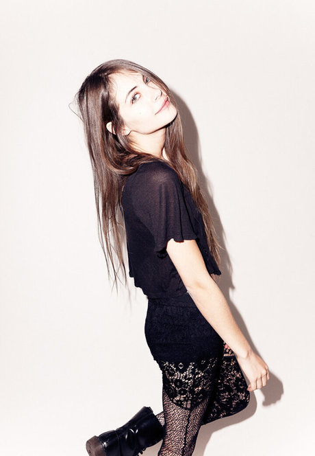 Willa Holland