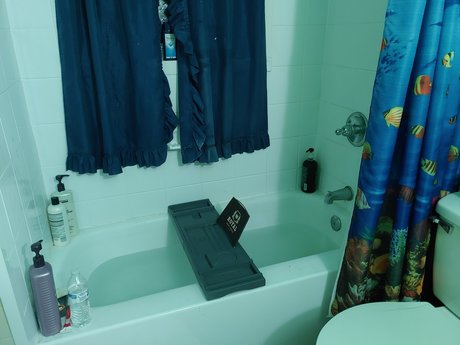 Frum Guy Likes To Giveget Massage