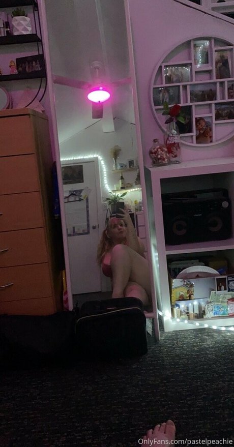 Pastelpeachie