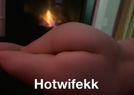 Hotwifekkfree