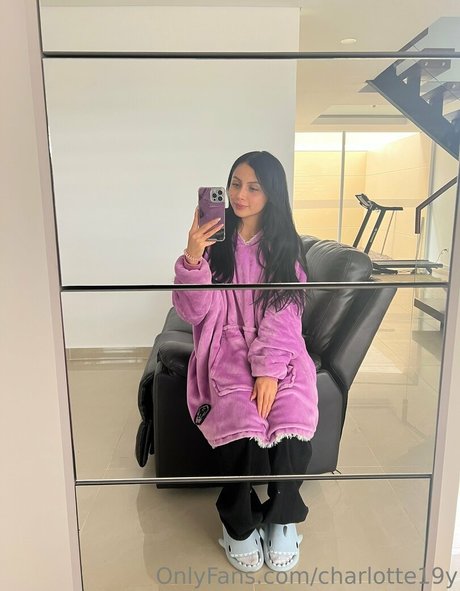 Charlotte19y