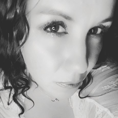 Sara Snap Video Calls  32