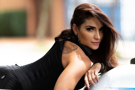 Moni Bertolini  Free