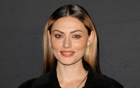 Phoebe Tonkin