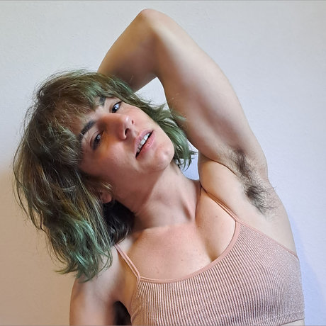 Aragne  Hairy And Passionate 