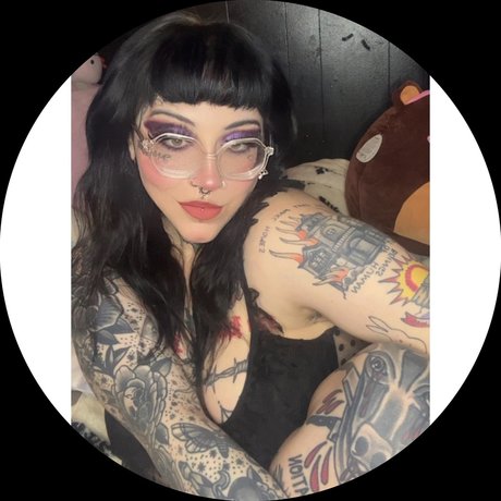 Another Alternative Girl