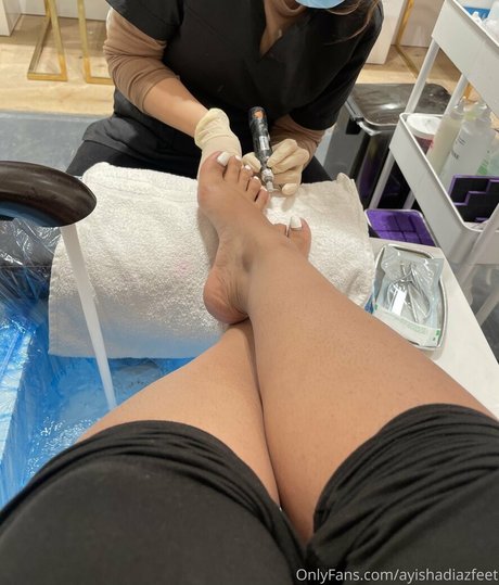 Ayishadiazfeet