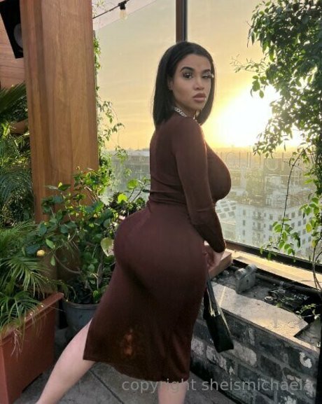 Sheismichaela