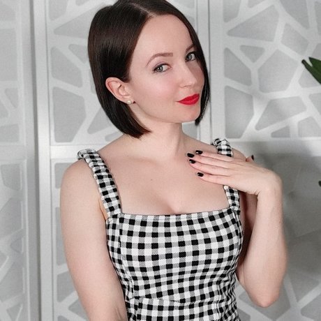 Thetinyfeettreat Vip