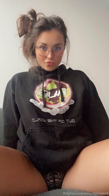 Amandaclaire18