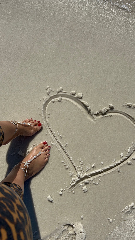 Its Kitty Baby  Top 6 