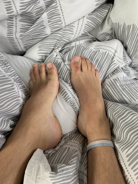 Gay Runners Feet