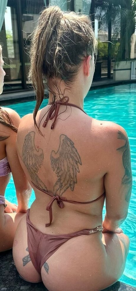 Silvia And Eveline Dellai