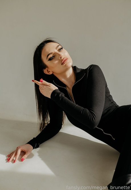 Meganbrunette