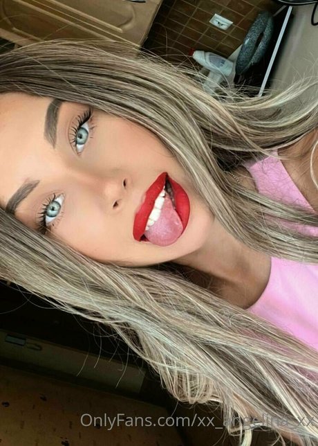 Xxangelinaxx