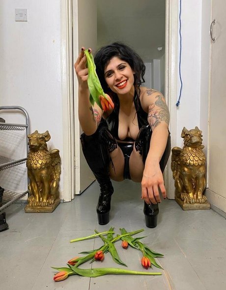 Mistresssophiasahara