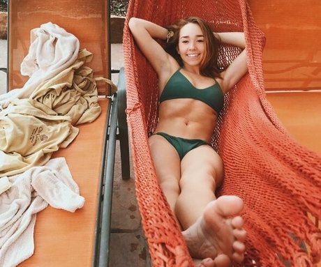 Holly Taylor