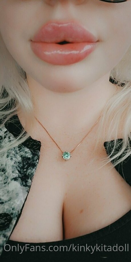 Kinkykitadoll