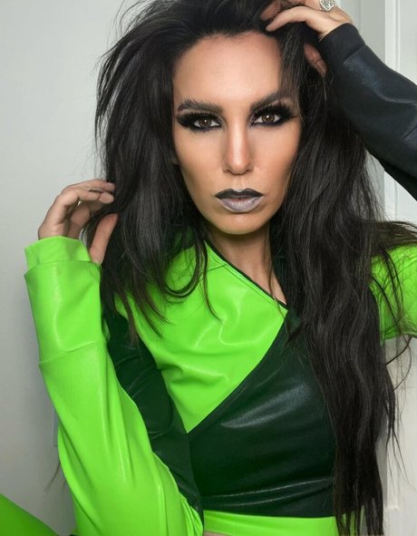 Christy Carlson Romano