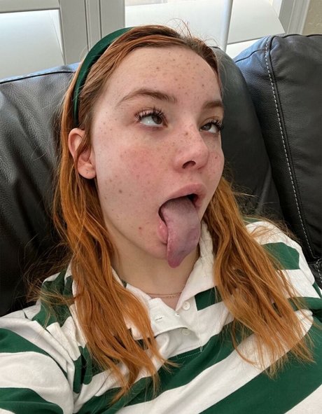 Long Tongue Fetish