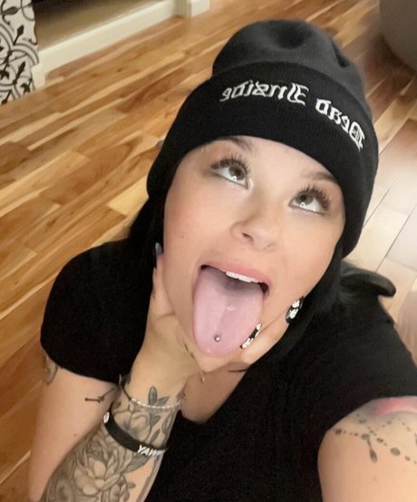 Long Tongue Fetish